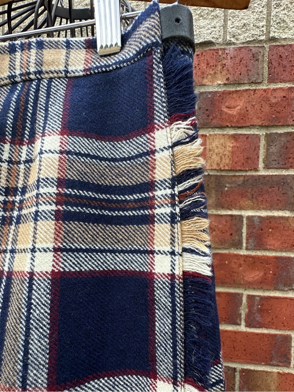 Pitlochry Knitwear Made In Scotland Pure New Wool Tartan Wrap Fringe Skirt Prep - Picture 5 of 16